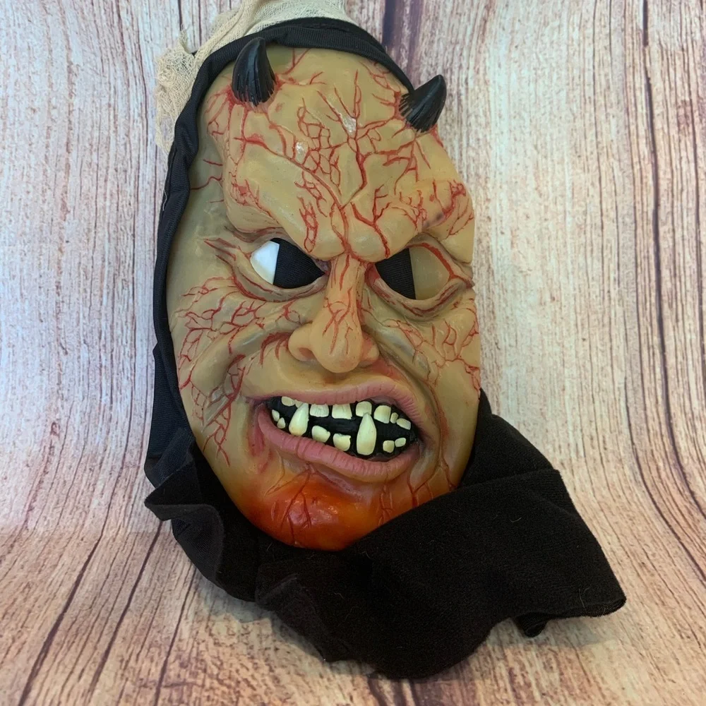 Creepy Halloween Mask with Veins & horns